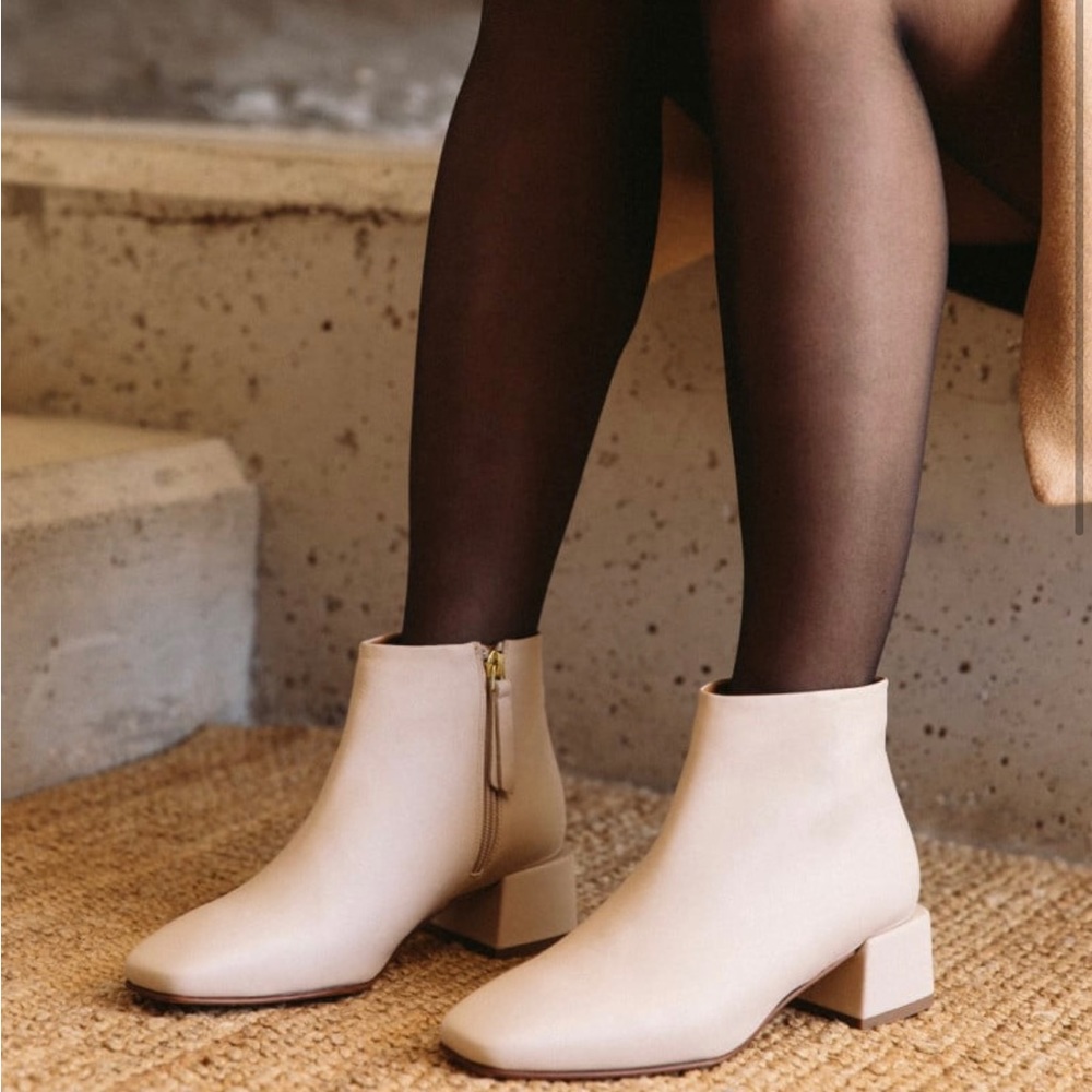 Bobbies Paola Booties in Beige Leather
